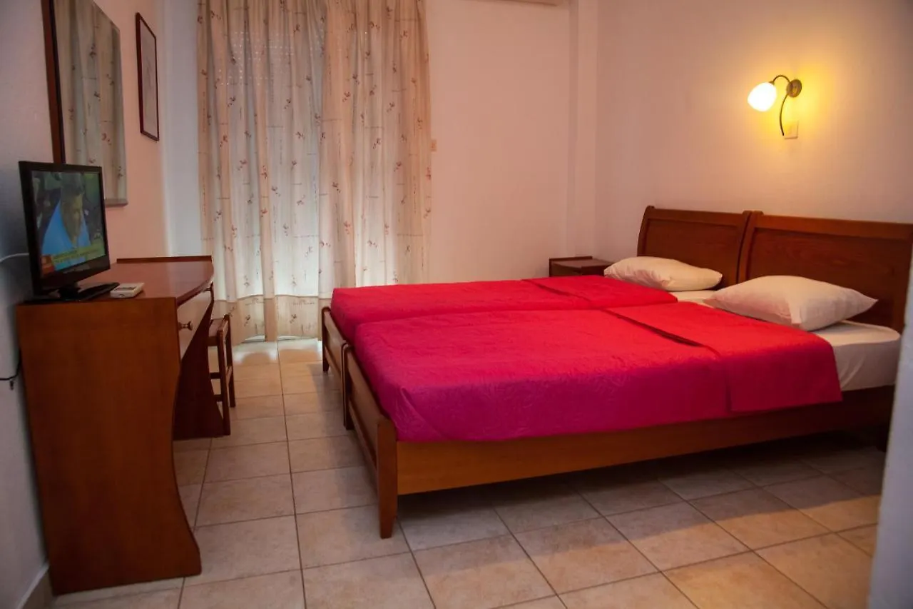 Hotel Adonis Kriopigi