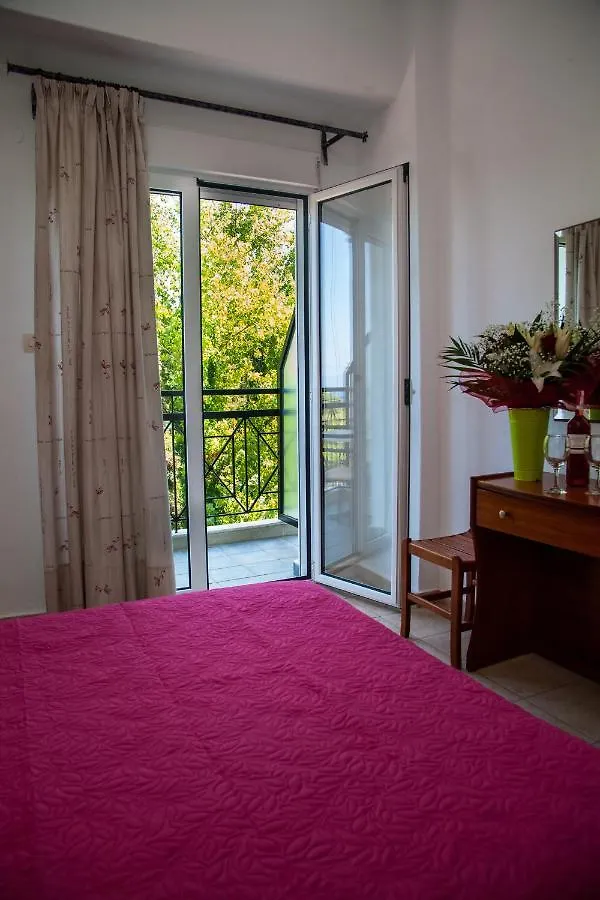 Hotel Adonis Kriopigi Griechenland